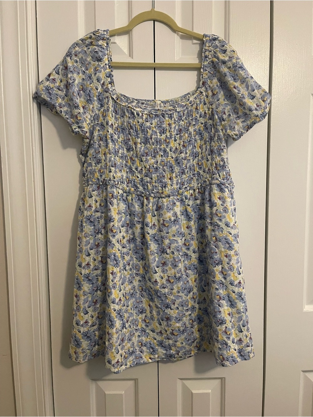 American Eagle Blue Floral Smocked Sundress